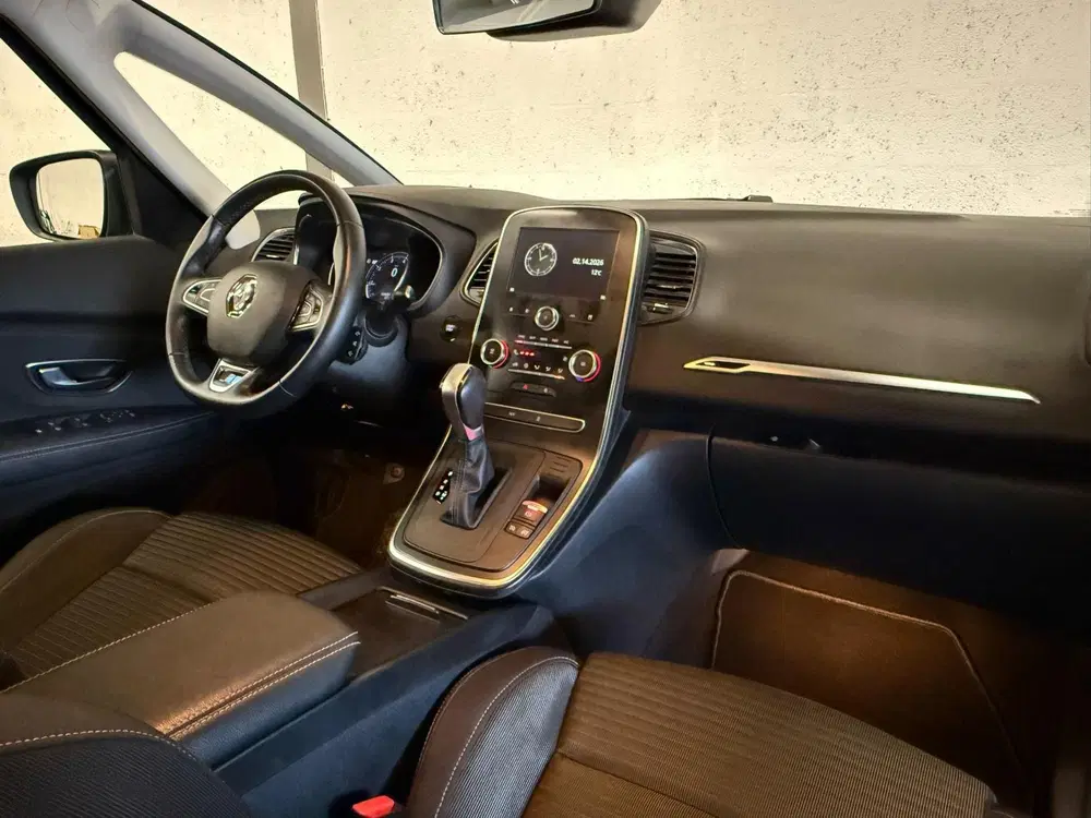 Renault Grand Scenic Grand Scénic 1.3 TCe 7p Automaat uit 2020, foto 12