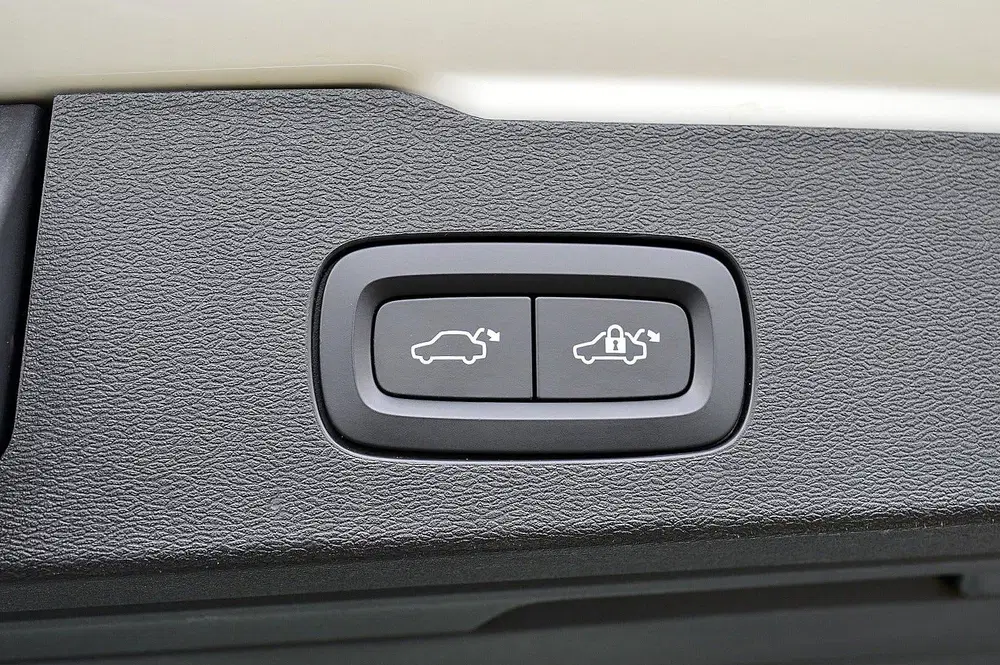 Volvo V60 2.0 T8 Recharge AWD Inscription SOH 98.32% uit 2022, foto 10