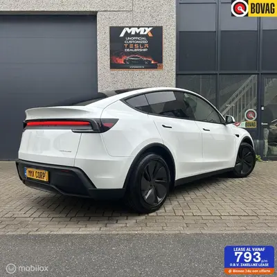 Tesla Model Y Juniper Long Range RWD + IAP uit 2025