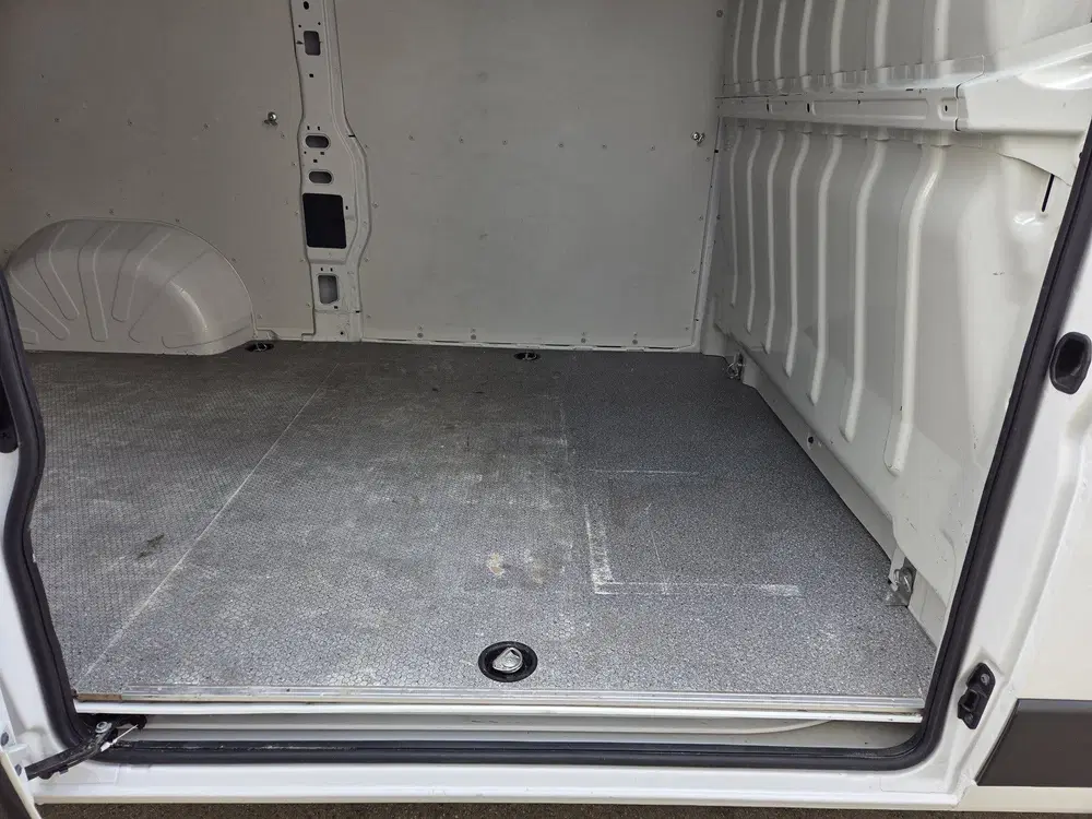 Opel Movano uit 2023, foto 17