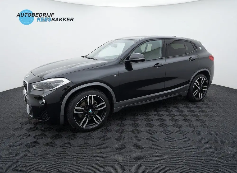BMW X2 SDrive20i High Executive M-pakket uit 2019, foto 12