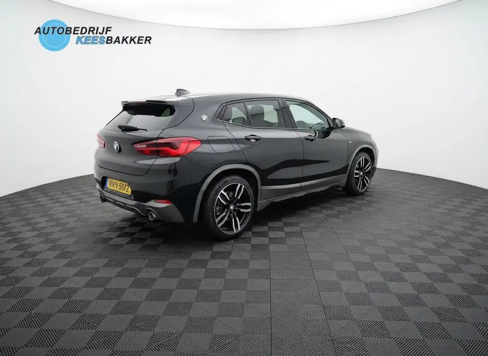 BMW X2 SDrive20i High Executive M-pakket uit 2019, foto 6