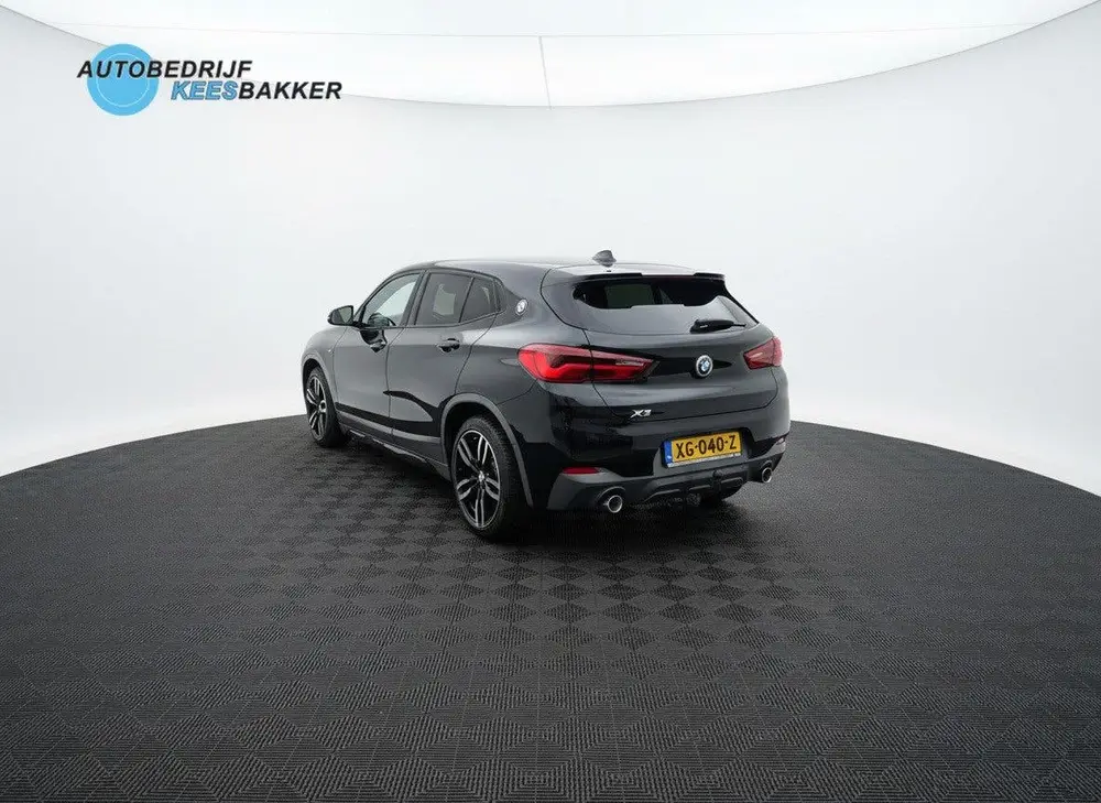 BMW X2 SDrive20i High Executive M-pakket uit 2019, foto 9