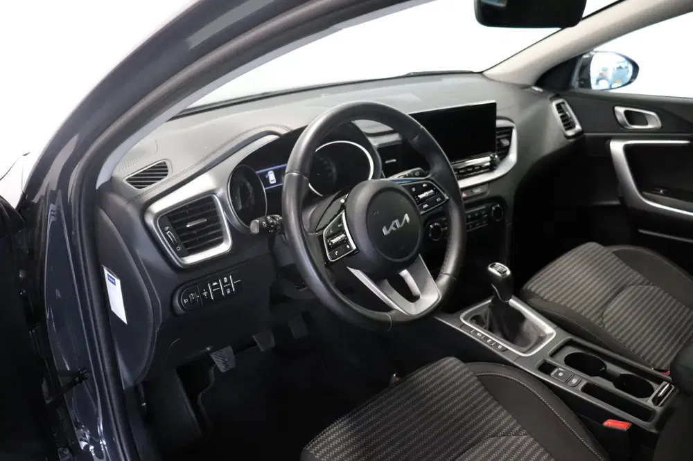 Kia Ceed 1.5 T-GDi DynamicLine 160pk uit 2023, foto 11