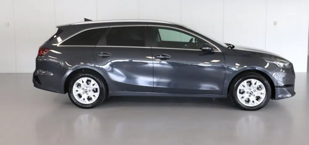 Kia Ceed 1.5 T-GDi DynamicLine 160pk uit 2023, foto 3