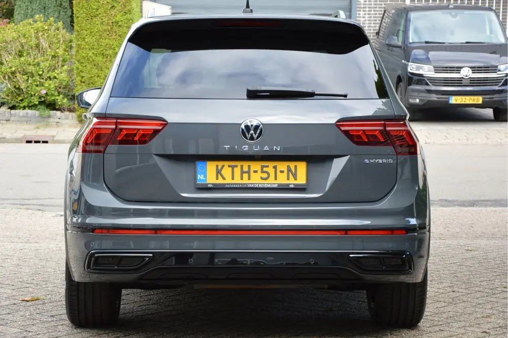 Volkswagen Tiguan 1.4 TSI eHybrid R-Line Business BLACK STYL uit 2021, foto 12
