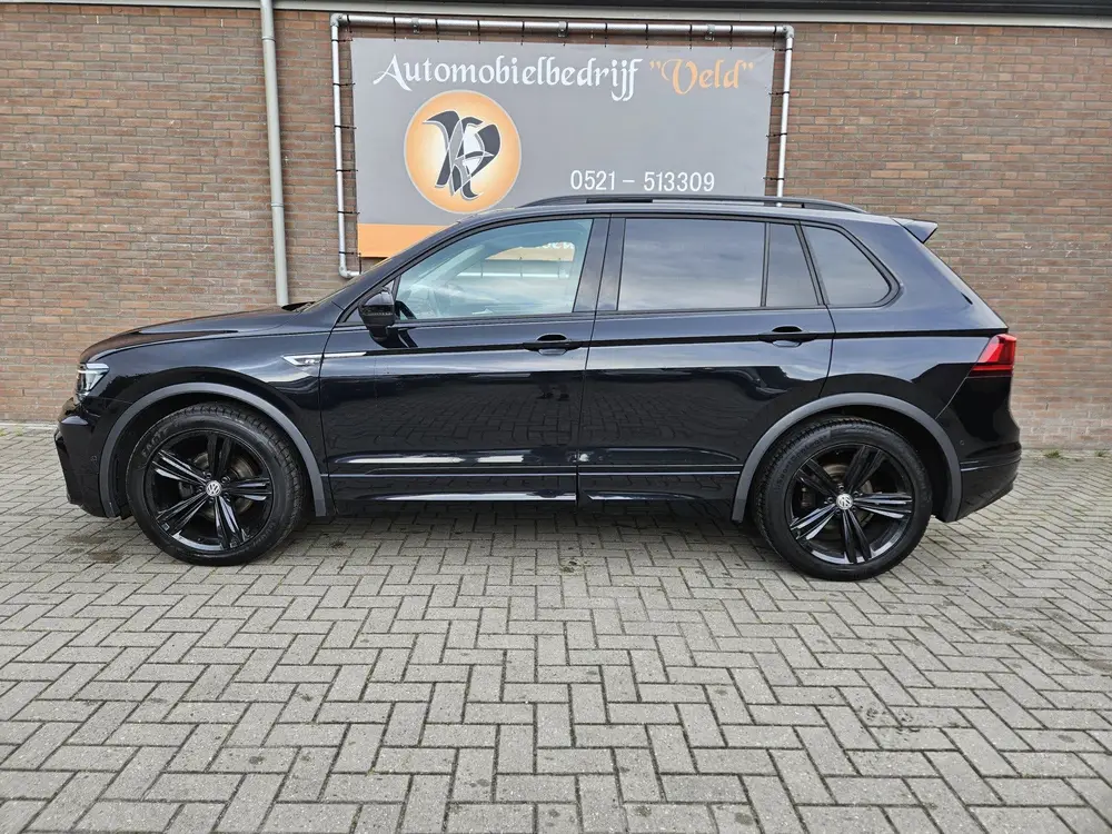 Volkswagen Tiguan 1.5 TSI ACT Highline R Line (bj 2019) uit 2019, foto 3