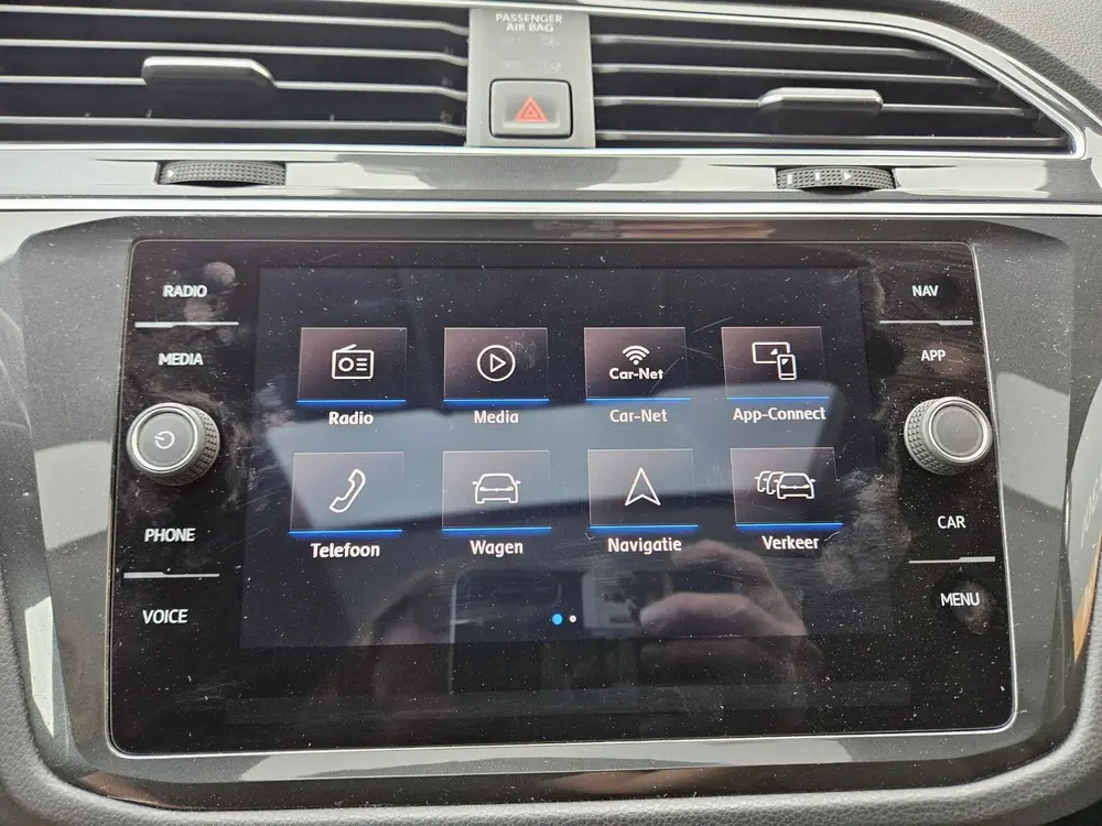 Volkswagen Tiguan 1.5 TSI ACT Highline R Line (bj 2019) uit 2019, foto 9