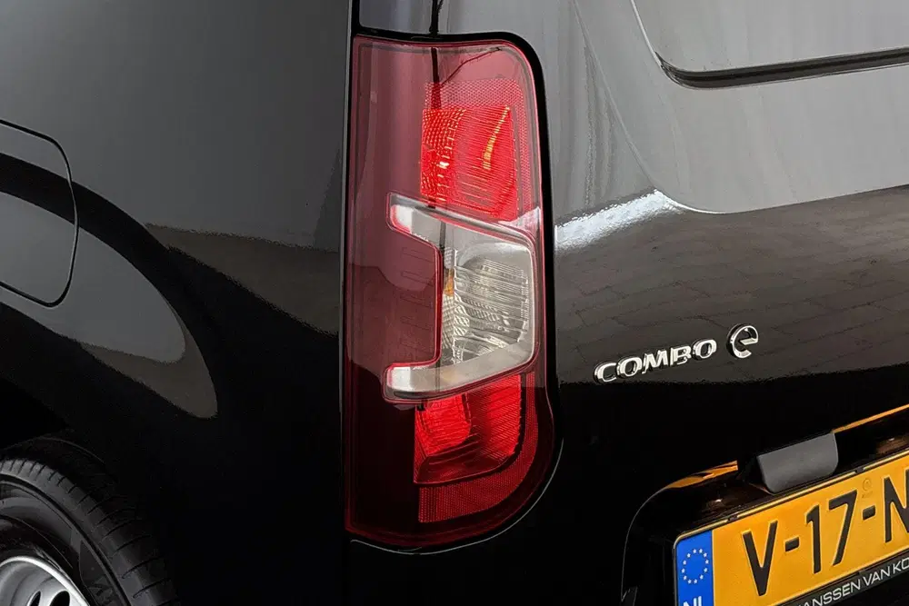 Opel Combo 136 L1 50kWh Apple CarPlay Achteruitrijc uit 2025, foto 19