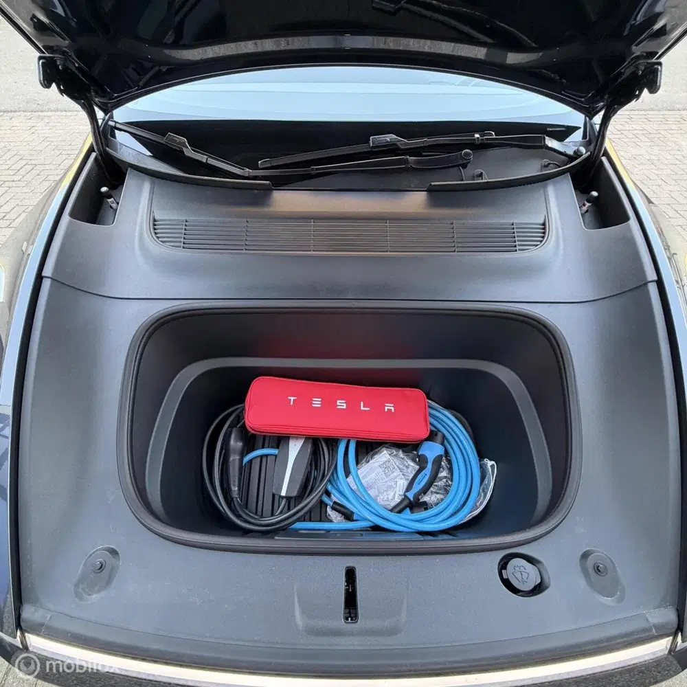 Tesla Model Y Juniper Long Range RWD uit 2025, foto 17