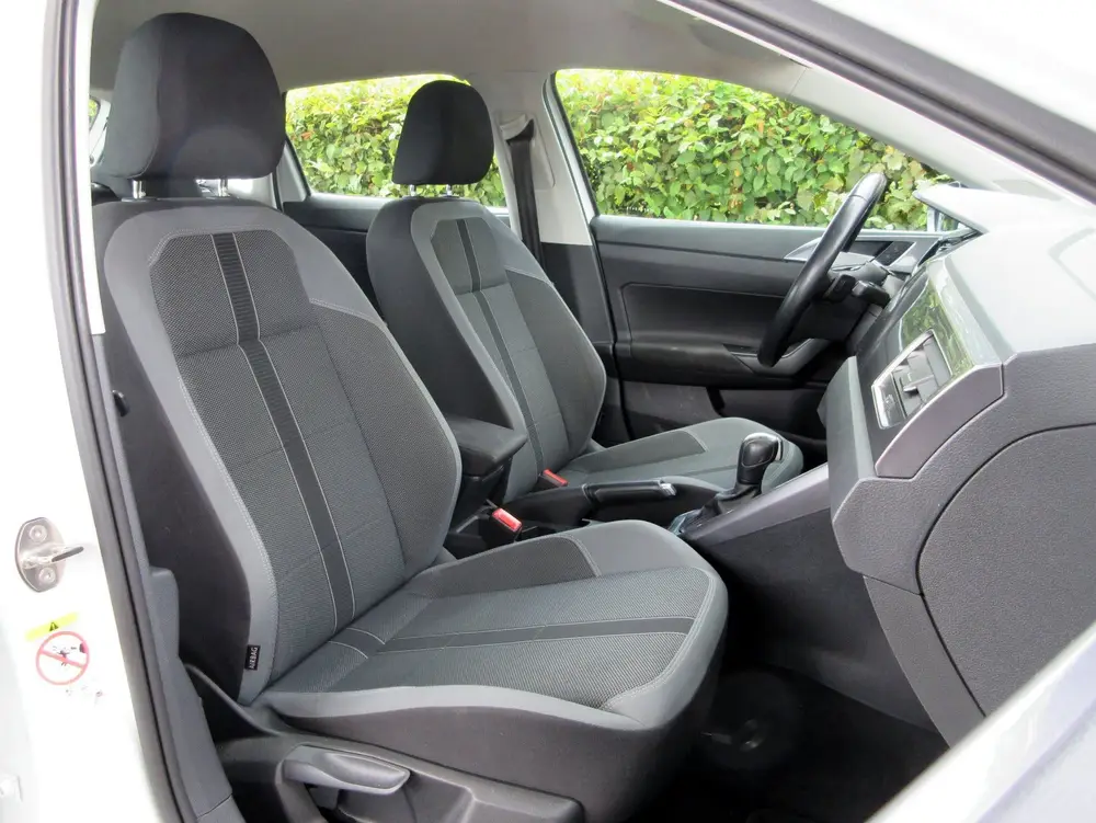 Volkswagen POLO 1.0 TSI Highline Business R Automaat uit 2021, foto 14