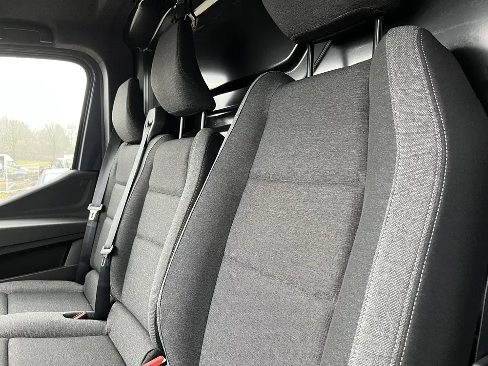 Renault Master T35 2.0 dCi 130 L2H2 Start uit 2024, foto 8