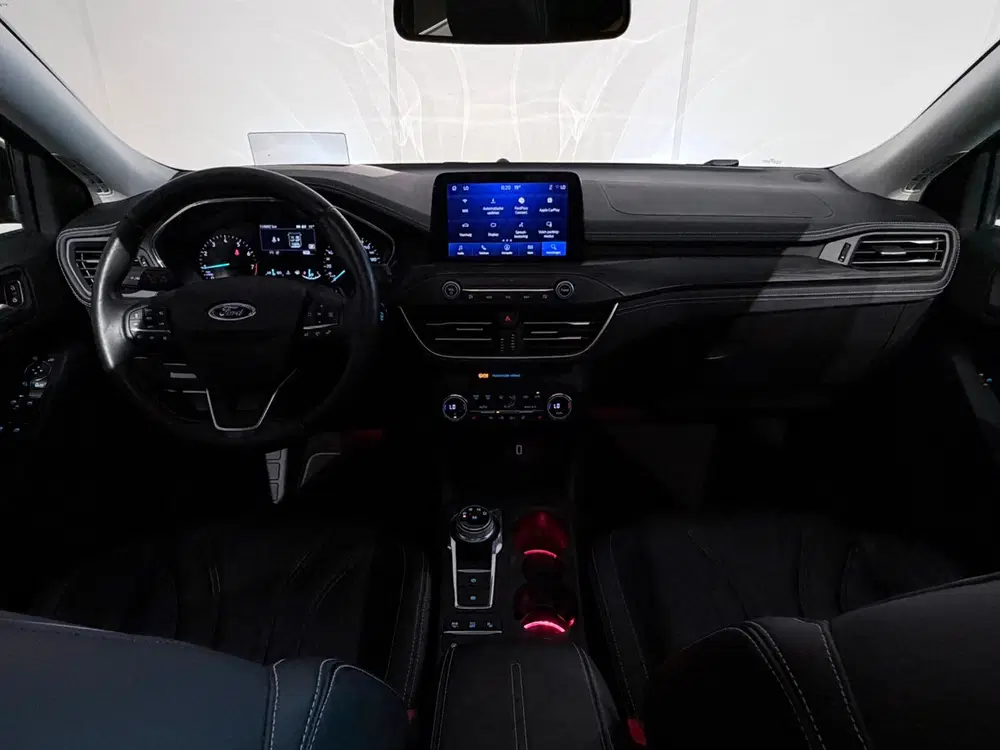 Ford Focus 1.5 Vignale AUT 182 uit 2019, foto 2