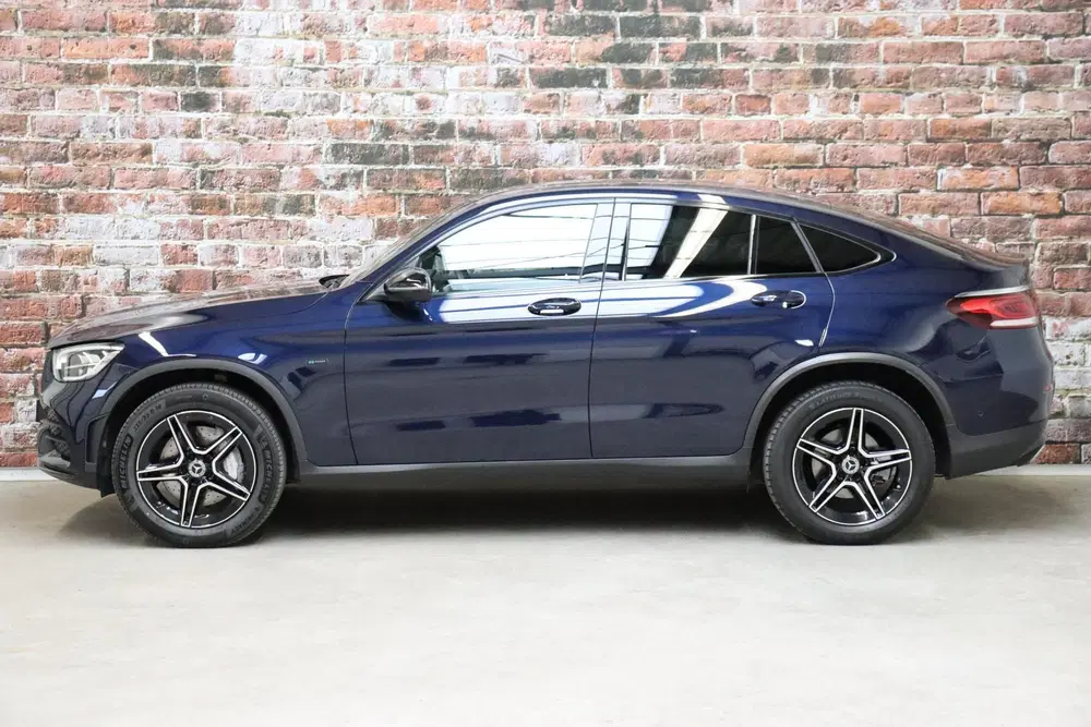 Mercedes-Benz GLC Coupé 300e 4MATIC AMG-Line Automaat uit 2021, foto 3