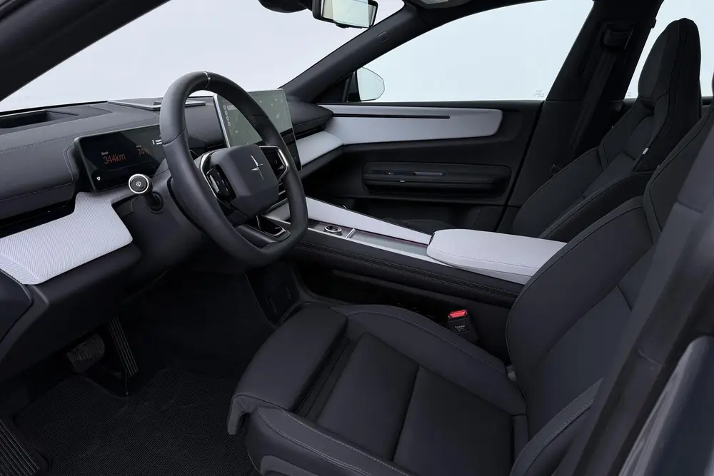 Polestar 4 Long Range Single Motor Plus 100 kWh uit 2025, foto 3
