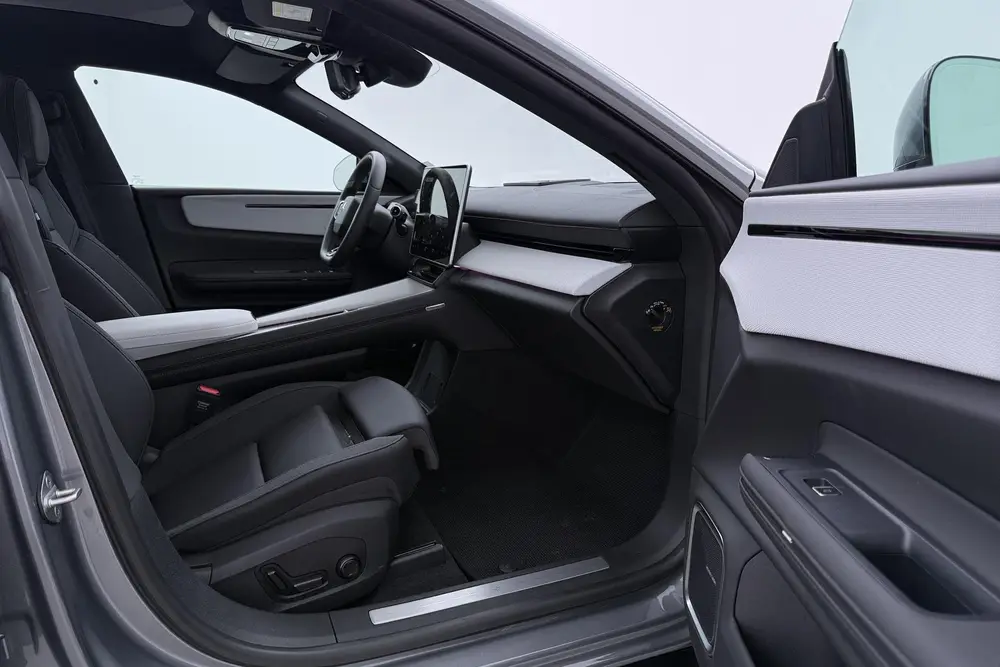 Polestar 4 Long Range Single Motor Plus 100 kWh uit 2025, foto 5