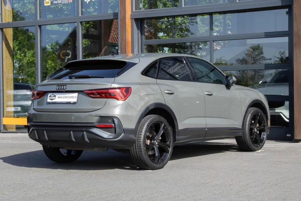 Audi Q3 45 TFSI e Edition uit 2023, foto 9