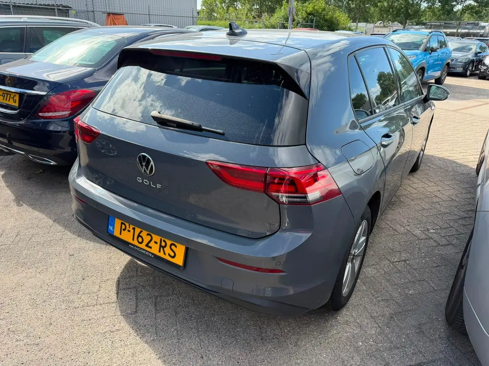 Volkswagen Golf 1.0 TSI Life uit 2022, foto 4