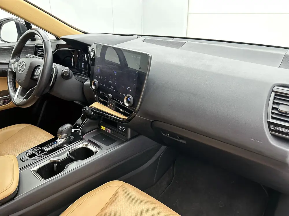 Lexus NX 450h+ AWD Launch Edition | Schuifdak | Winterpakket uit 2022, foto 7
