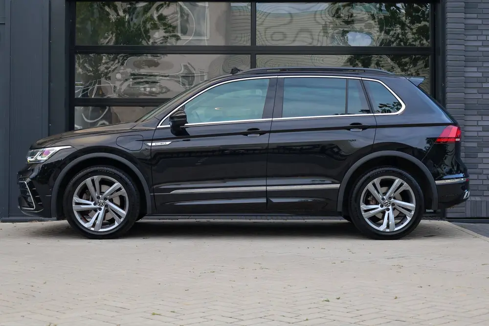 Volkswagen Tiguan 1.4 TSI eHybrid R-Line Business | BTW | PA uit 2023, foto 12