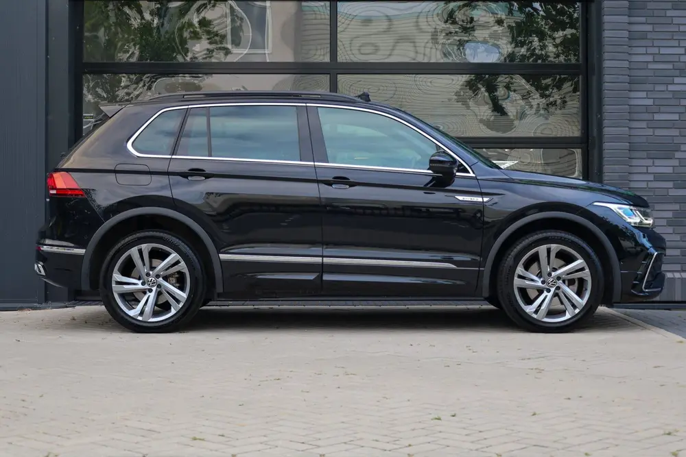 Volkswagen Tiguan 1.4 TSI eHybrid R-Line Business | BTW | PA uit 2023, foto 16