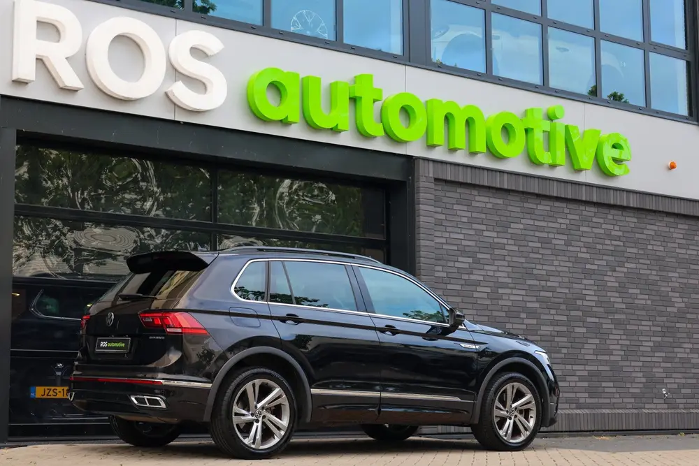 Volkswagen Tiguan 1.4 TSI eHybrid R-Line Business | BTW | PA uit 2023, foto 2