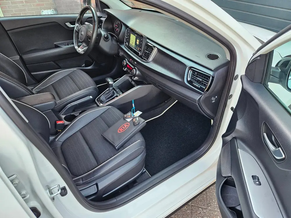 Kia Rio 1.0 TGDI DynamicPlusLine 2019 uit 2019, foto 8