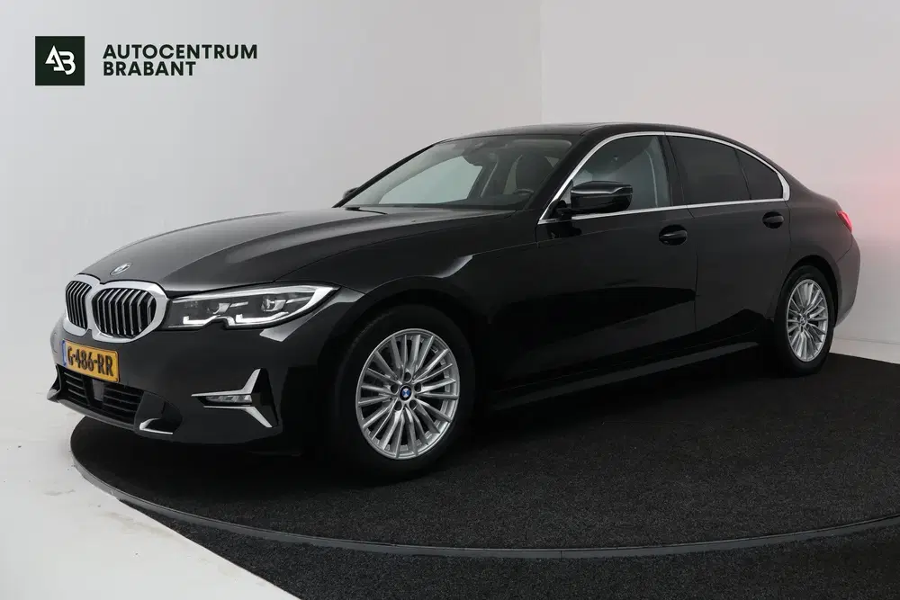 BMW 3-serie 320i High Executive (PANORAMADAK DEALER ON uit 2019