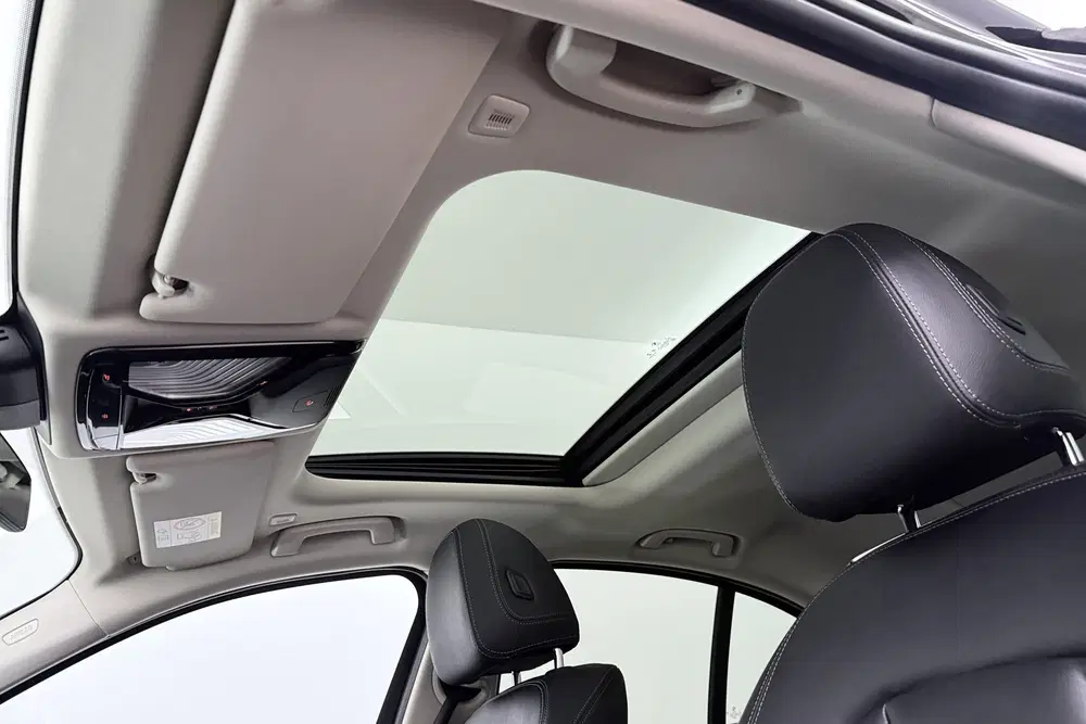 BMW 3-serie 320i High Executive (PANORAMADAK DEALER ON uit 2019, foto 5