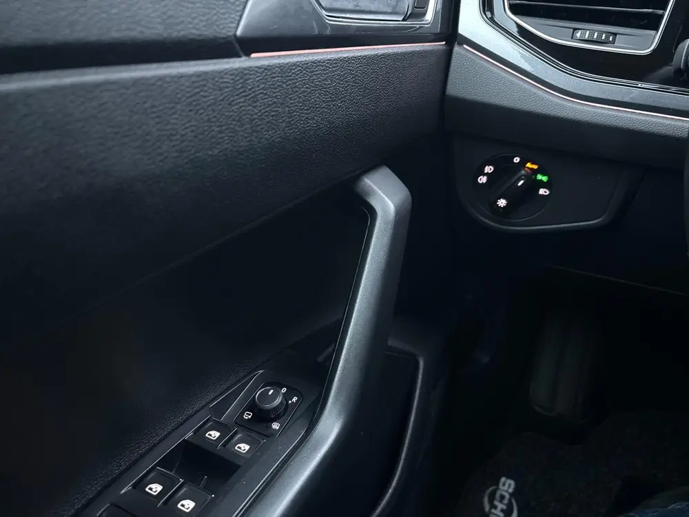 Volkswagen POLO 1.0 TSI DSG STYLE | IQ LED | CAMERA | CARPLA uit 2021, foto 18