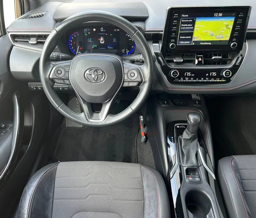Toyota Corolla 1.8 Hybrid Executive 1e EIG BT uit 2021, foto 11