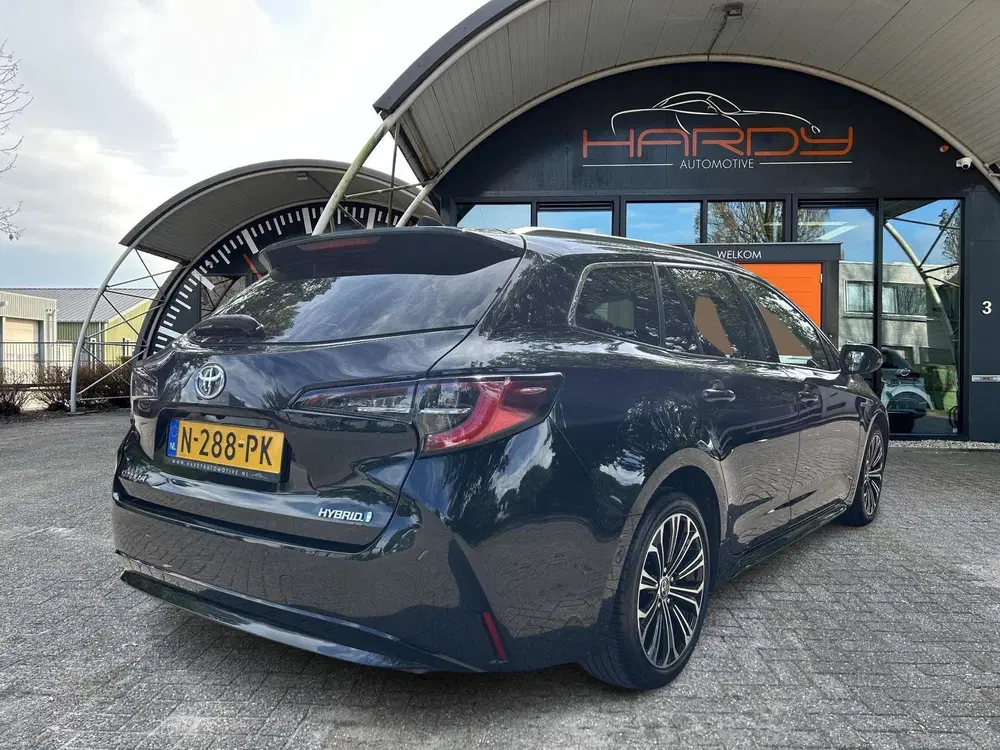 Toyota Corolla 1.8 Hybrid Executive 1e EIG BT uit 2021, foto 3