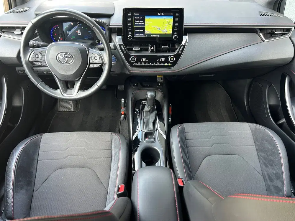 Toyota Corolla 1.8 Hybrid Executive 1e EIG BT uit 2021, foto 6