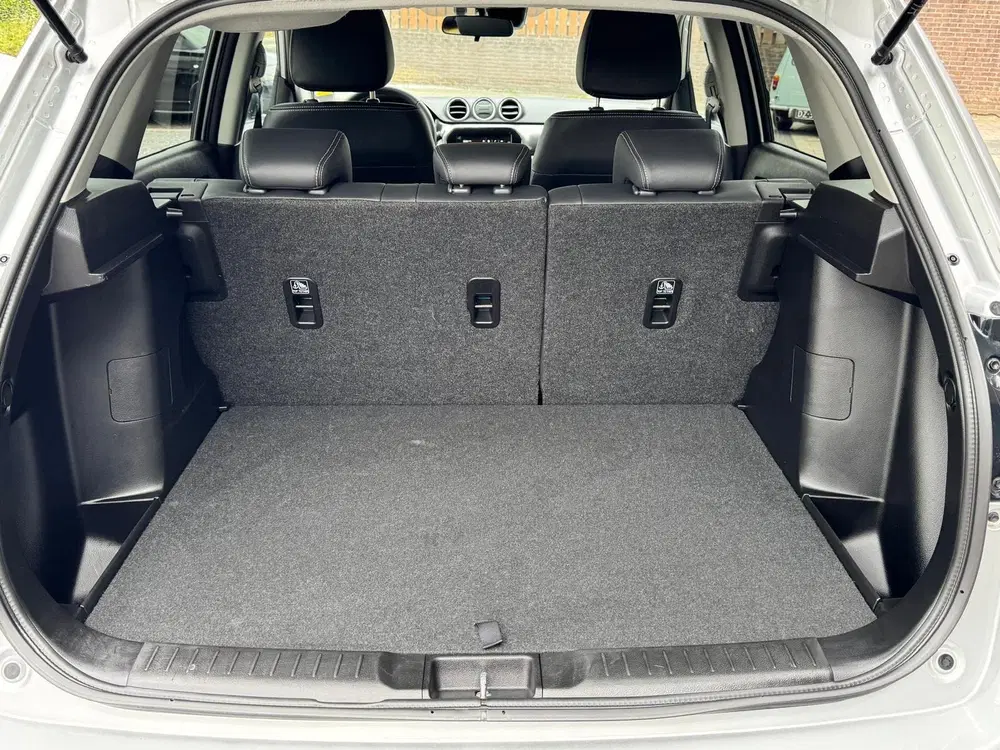 Suzuki Vitara 1.5 Hybrid Style AllGrip uit 2023, foto 10