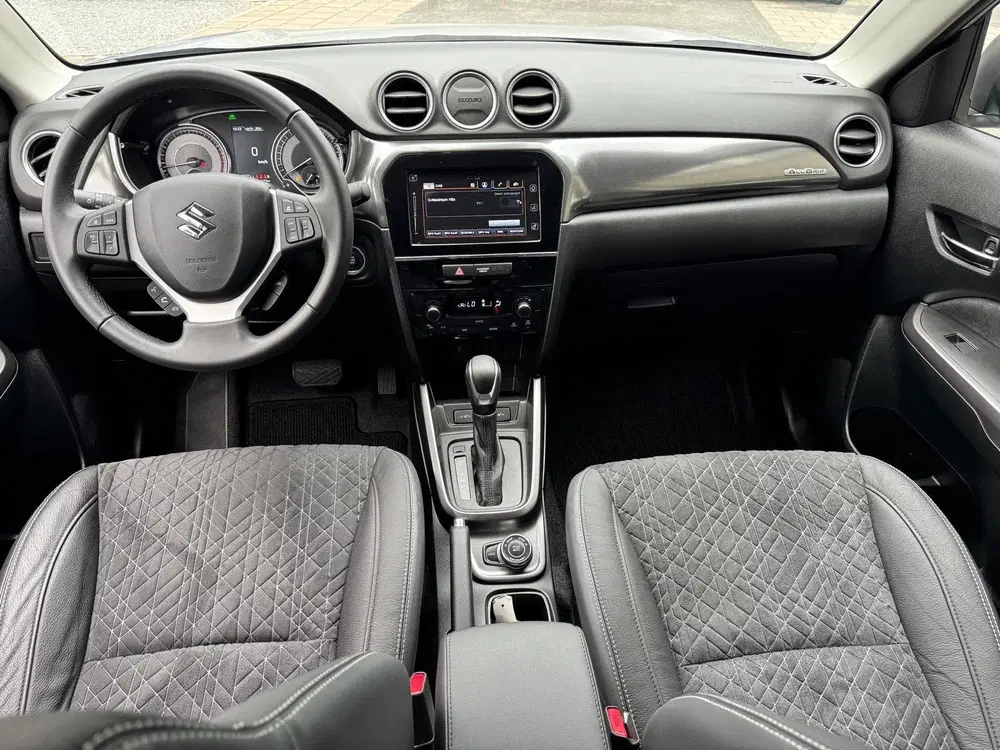 Suzuki Vitara 1.5 Hybrid Style AllGrip uit 2023, foto 7