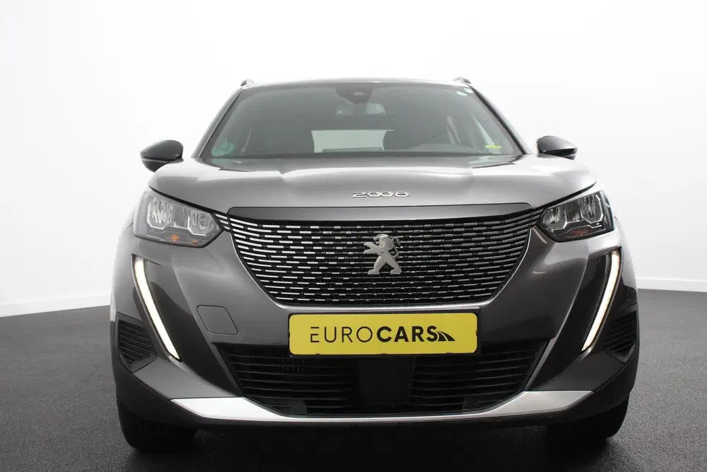 Peugeot 2008 1.2 PureTech 130pk Automaat Allure Navigat uit 2023, foto 4