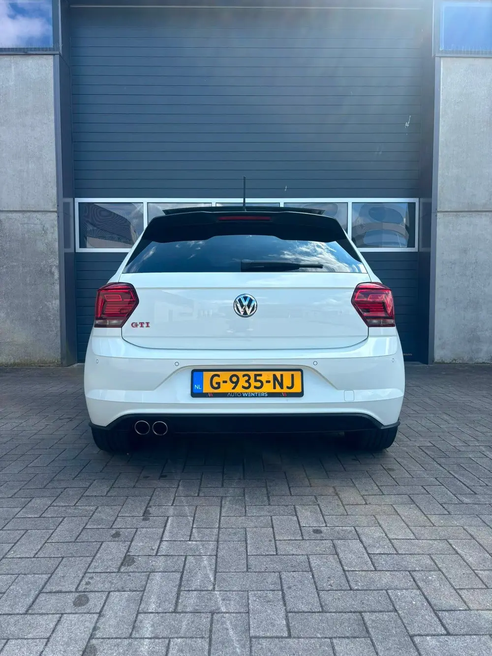 Volkswagen Polo 2.0 TSI 200pk 6-DSG 2019 Wit PANO|CAMERA|NAP uit 2019, foto 5