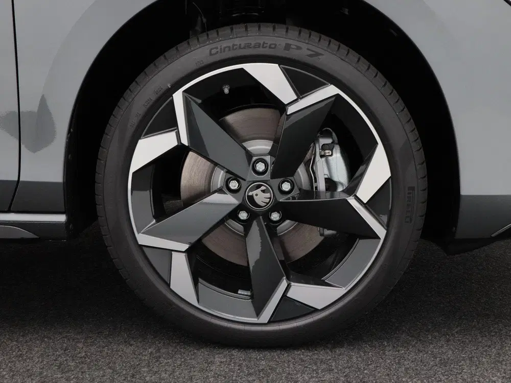 Skoda Superb Sportline Business 1.5 TSI PHEV 204 PK uit 2026, foto 12