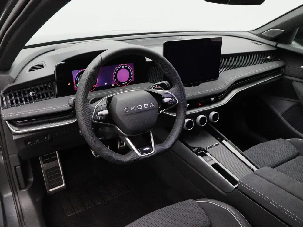 Skoda Superb Sportline Business 1.5 TSI PHEV 204 PK uit 2026, foto 3
