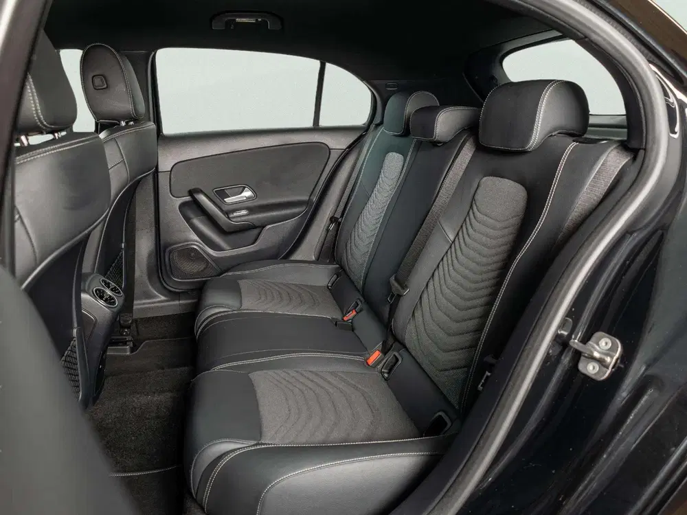 Mercedes-Benz A-Klasse 250 e Star Edition uit 2024, foto 11