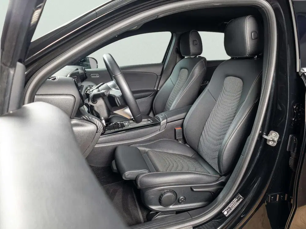 Mercedes-Benz A-Klasse 250 e Star Edition uit 2024, foto 9