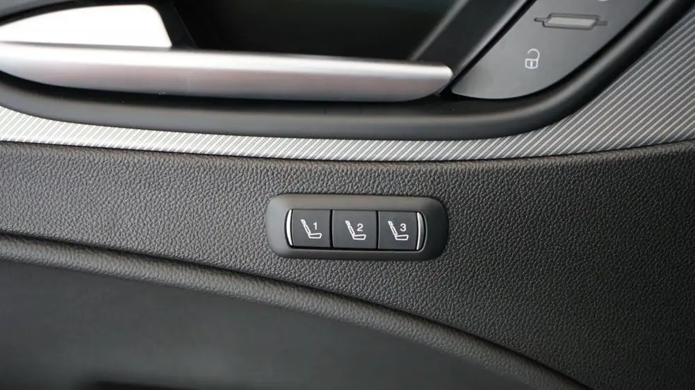 Alfa Romeo Stelvio 2.0 T AWD B-Tech | Flippers | Carplay | P uit 2019, foto 19