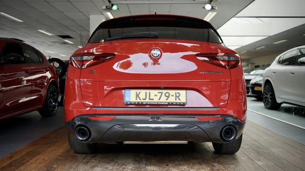 Alfa Romeo Stelvio 2.0 T AWD B-Tech | Flippers | Carplay | P uit 2019, foto 9