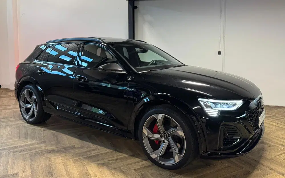 Audi Q8 e-tron S quattro SQ8 115 kWh SQ8 PANO KEYLESS CAR uit 2024, foto 2