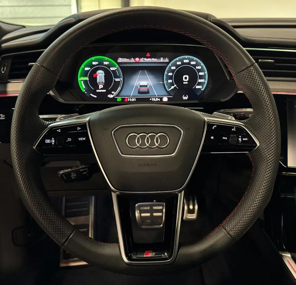 Audi Q8 e-tron S quattro SQ8 115 kWh SQ8 PANO KEYLESS CAR uit 2024, foto 3
