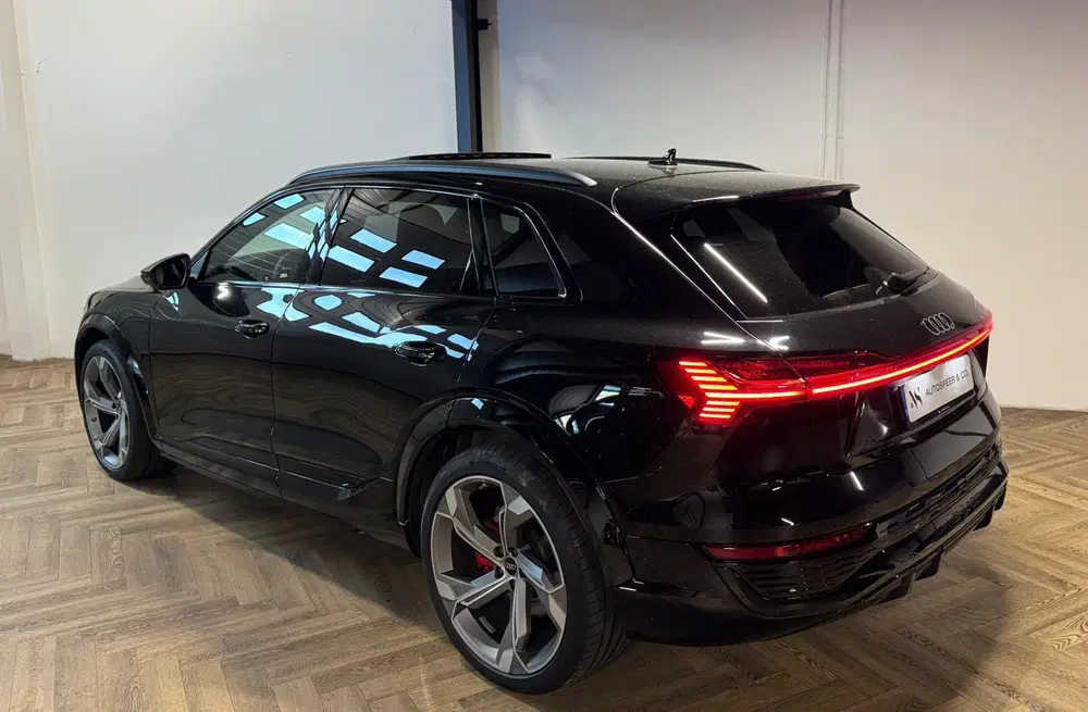 Audi Q8 e-tron S quattro SQ8 115 kWh SQ8 PANO KEYLESS CAR uit 2024, foto 8