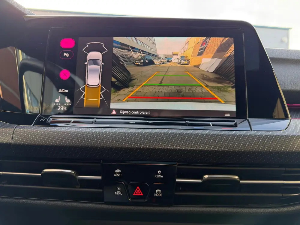 Volkswagen Golf 1.5 eTSI R-Line Business/PANO uit 2021, foto 17