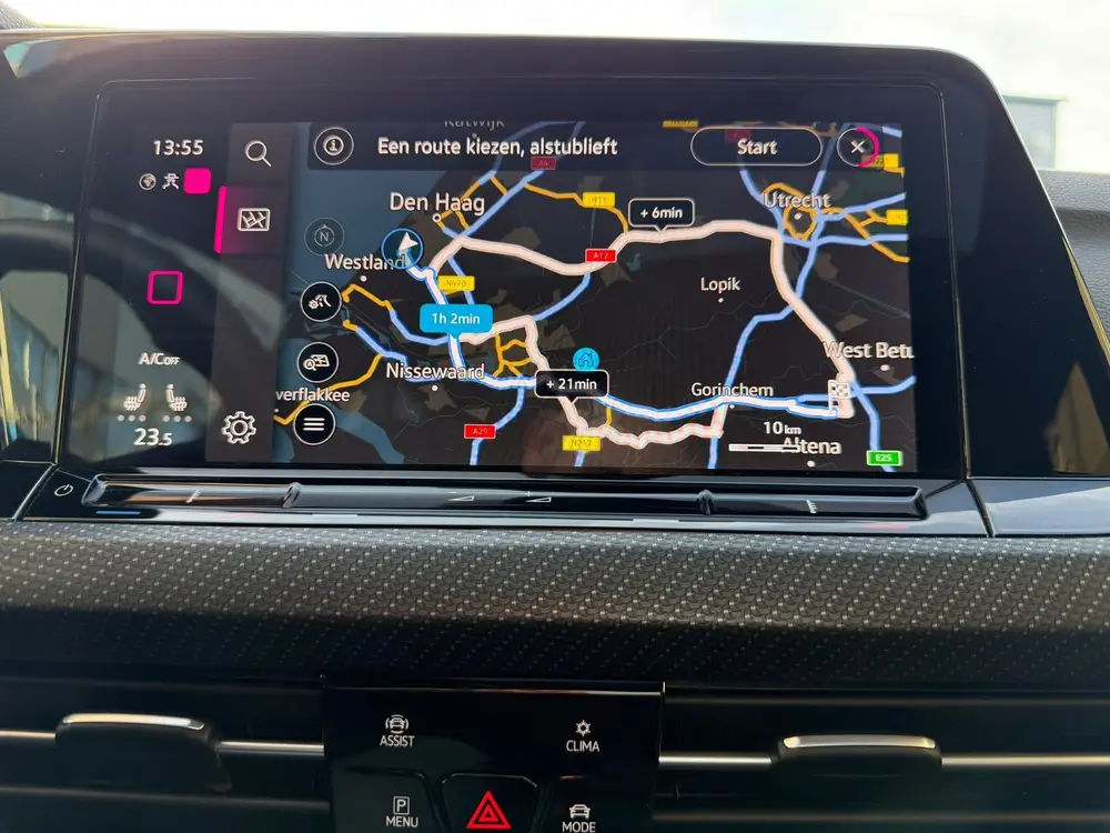 Volkswagen Golf 1.5 eTSI R-Line Business/PANO uit 2021, foto 19