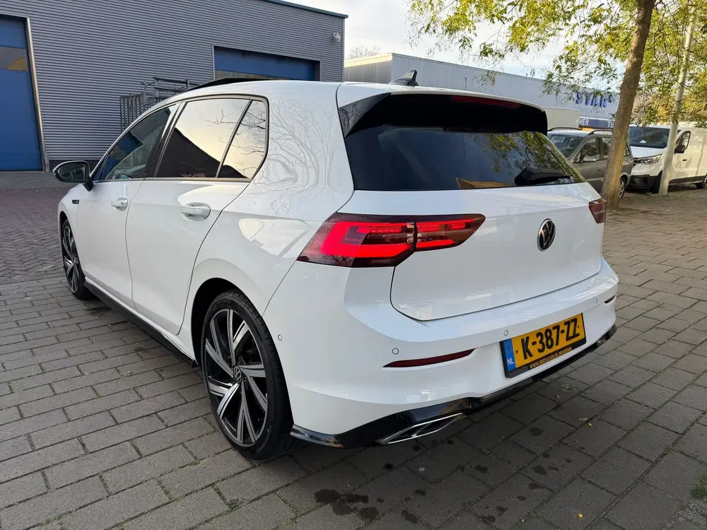 Volkswagen Golf 1.5 eTSI R-Line Business/PANO uit 2021, foto 4