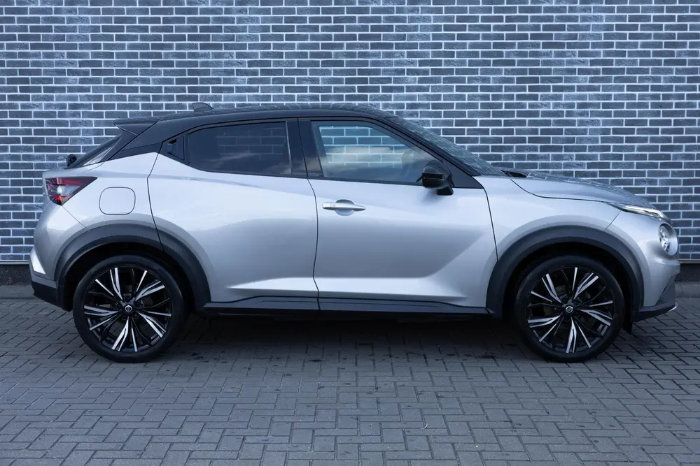 Nissan Juke 1.0 DIG-T 116 Premiere Edition uit 2020, foto 2